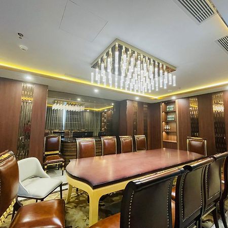Cua Dong Luxury Hotel Vinh Exterior photo